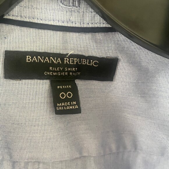 Banana Republic Never Worn Slim Fit Light Blue Button Down - Picture 1 of 10